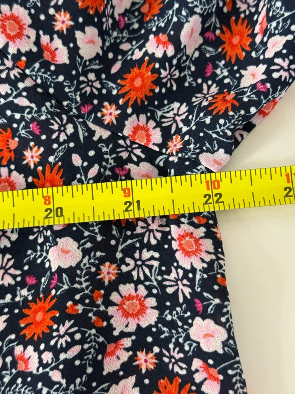 Anne Taylor Loft Short Sleeve Blue & Pink Lightweight Floral Blouse Size Large - Picture 4 of 7
